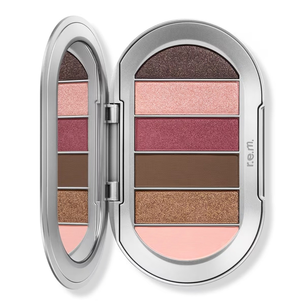 New r.e.m. beauty
Midnight Shadows Eyeshadow Palette - Color:
smitten kitten